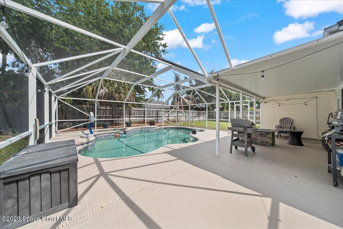 3320 Lakeview Circle