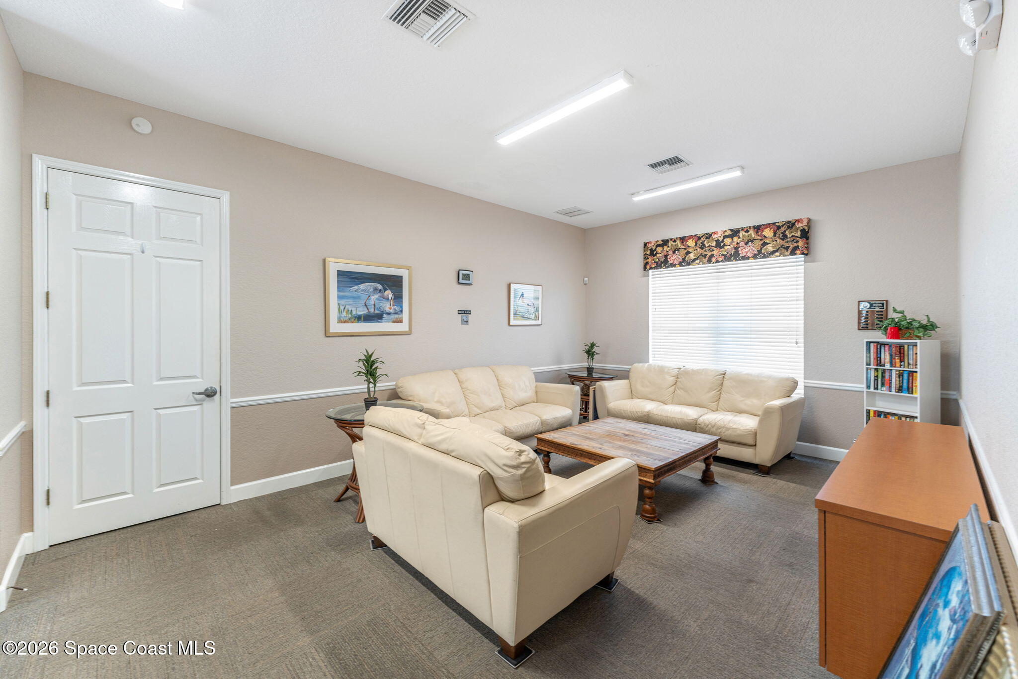 1070 Indian Oaks Drive