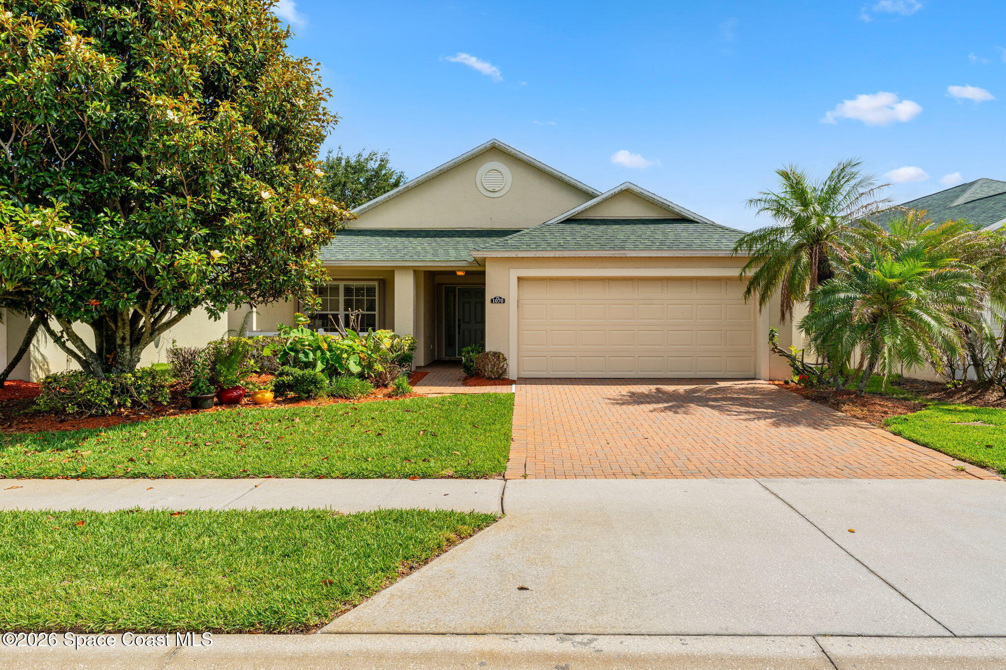 1070 Indian Oaks Drive