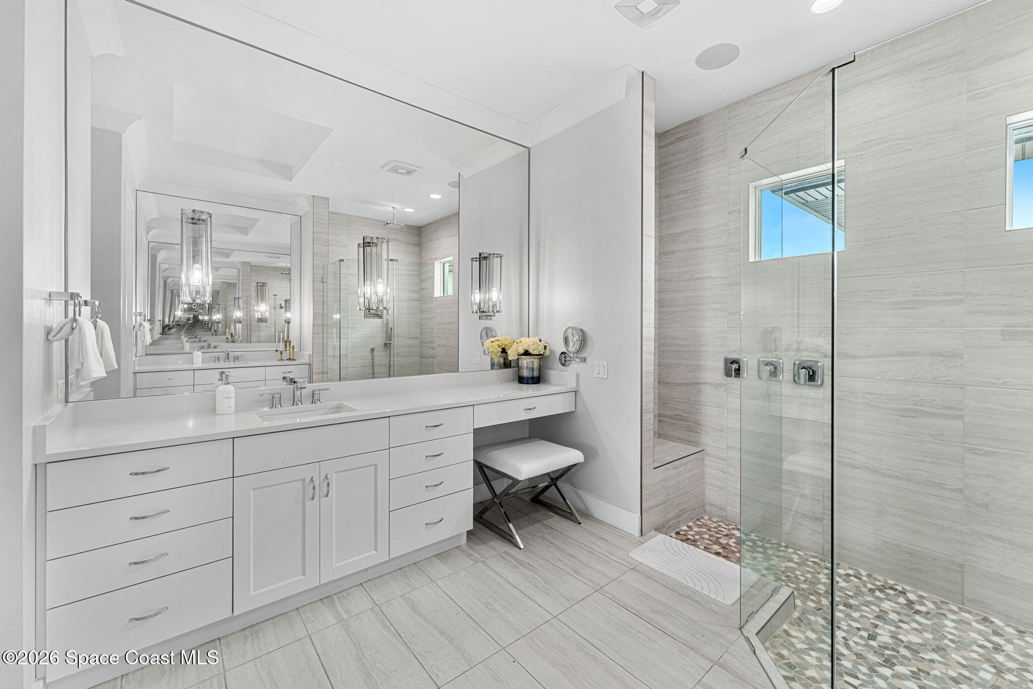 3698 Lake Adelaide Place