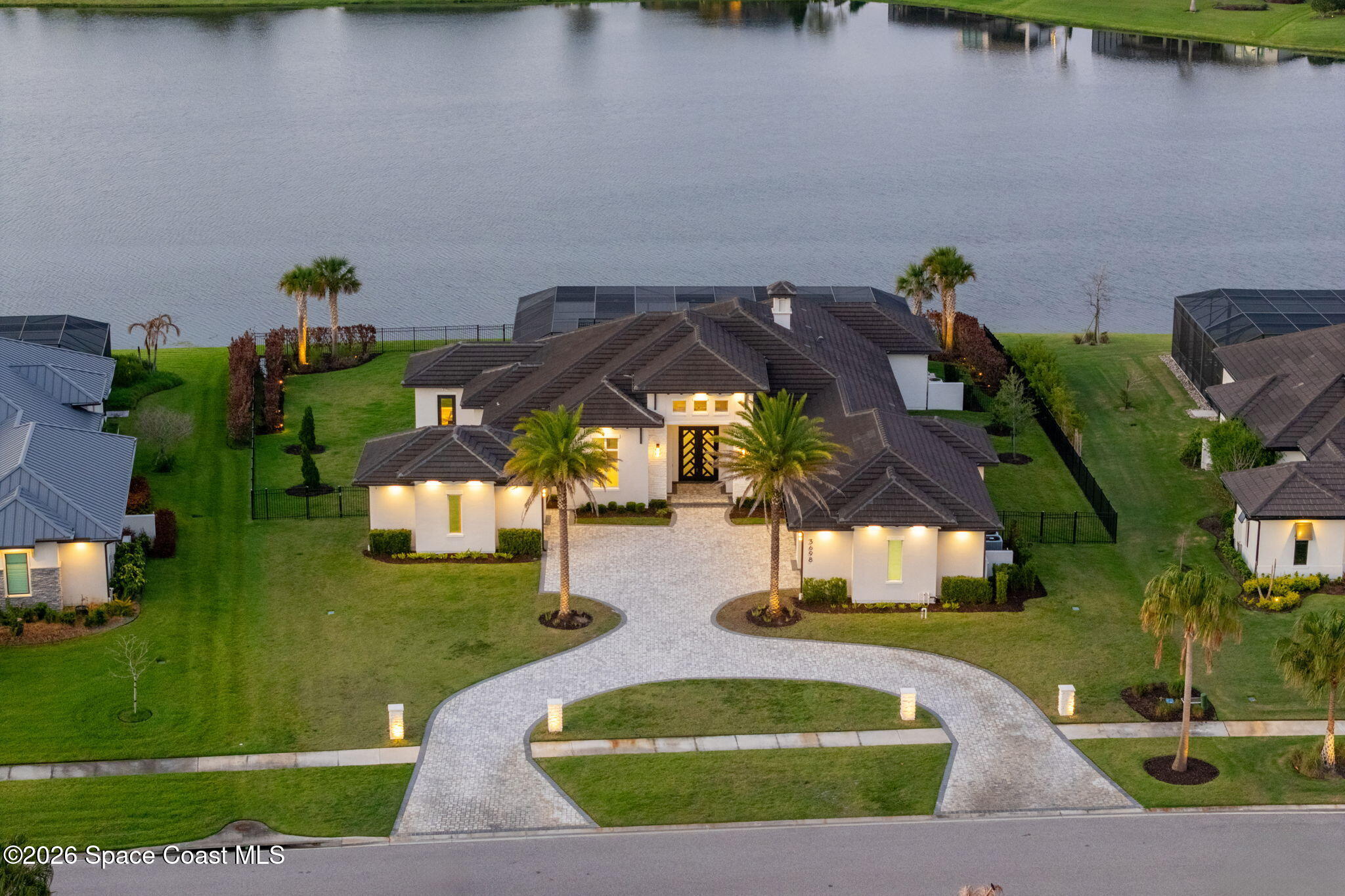 3698 Lake Adelaide Place