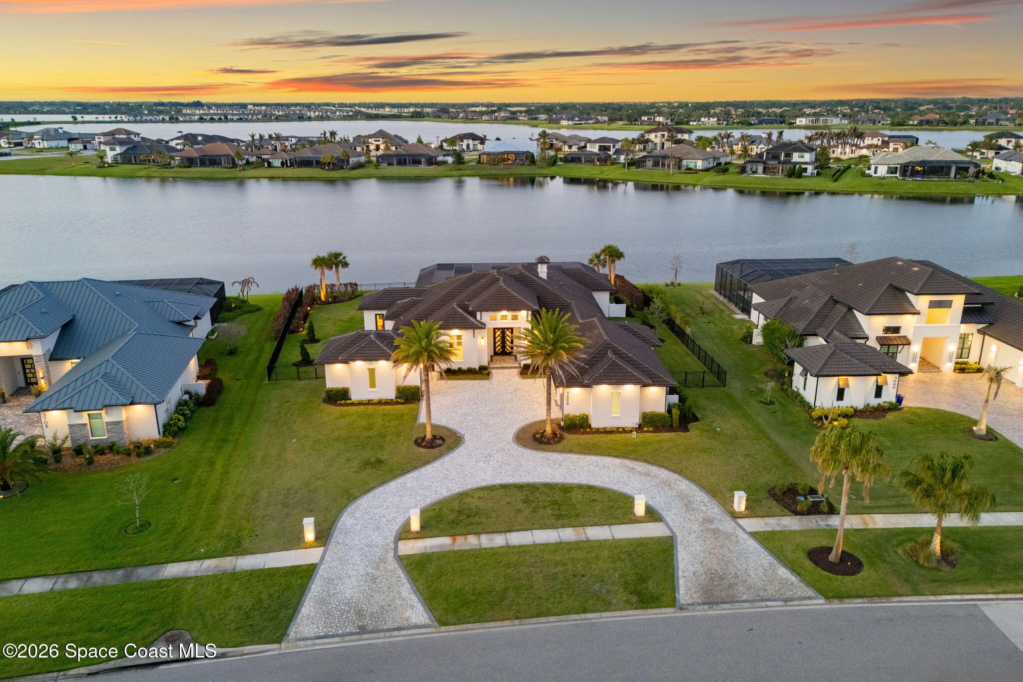 3698 Lake Adelaide Place