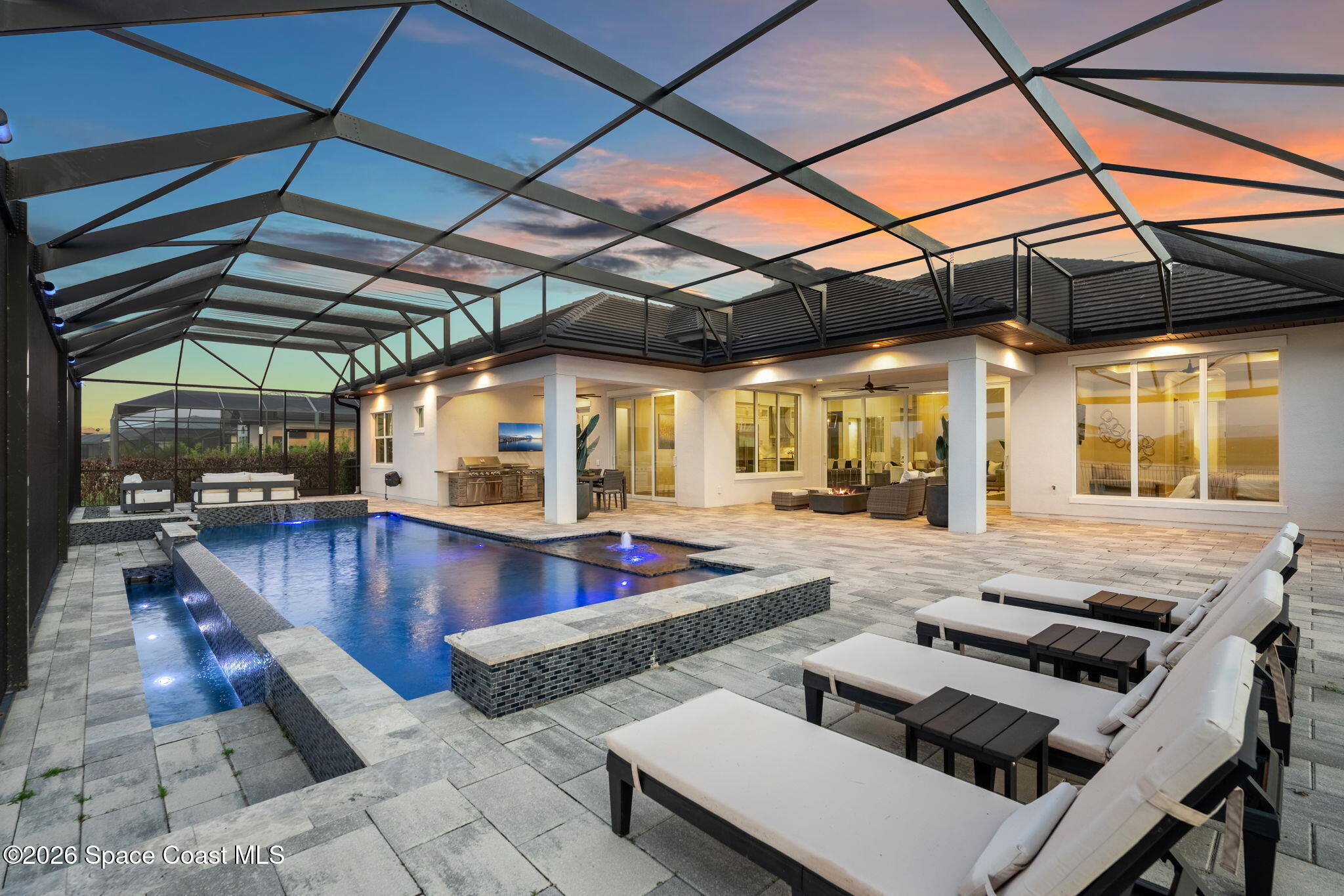 3698 Lake Adelaide Place
