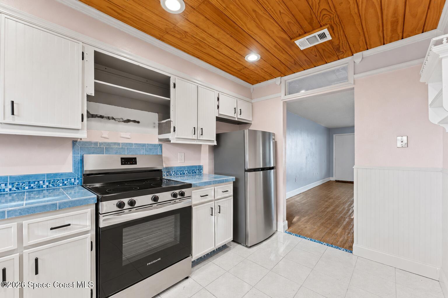 3100 S Atlantic Avenue 203