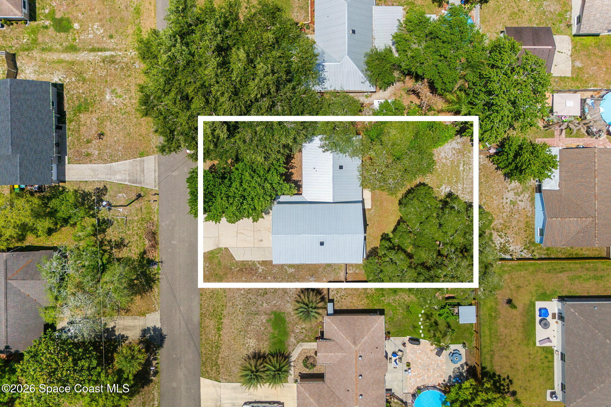 5687 Holden Road