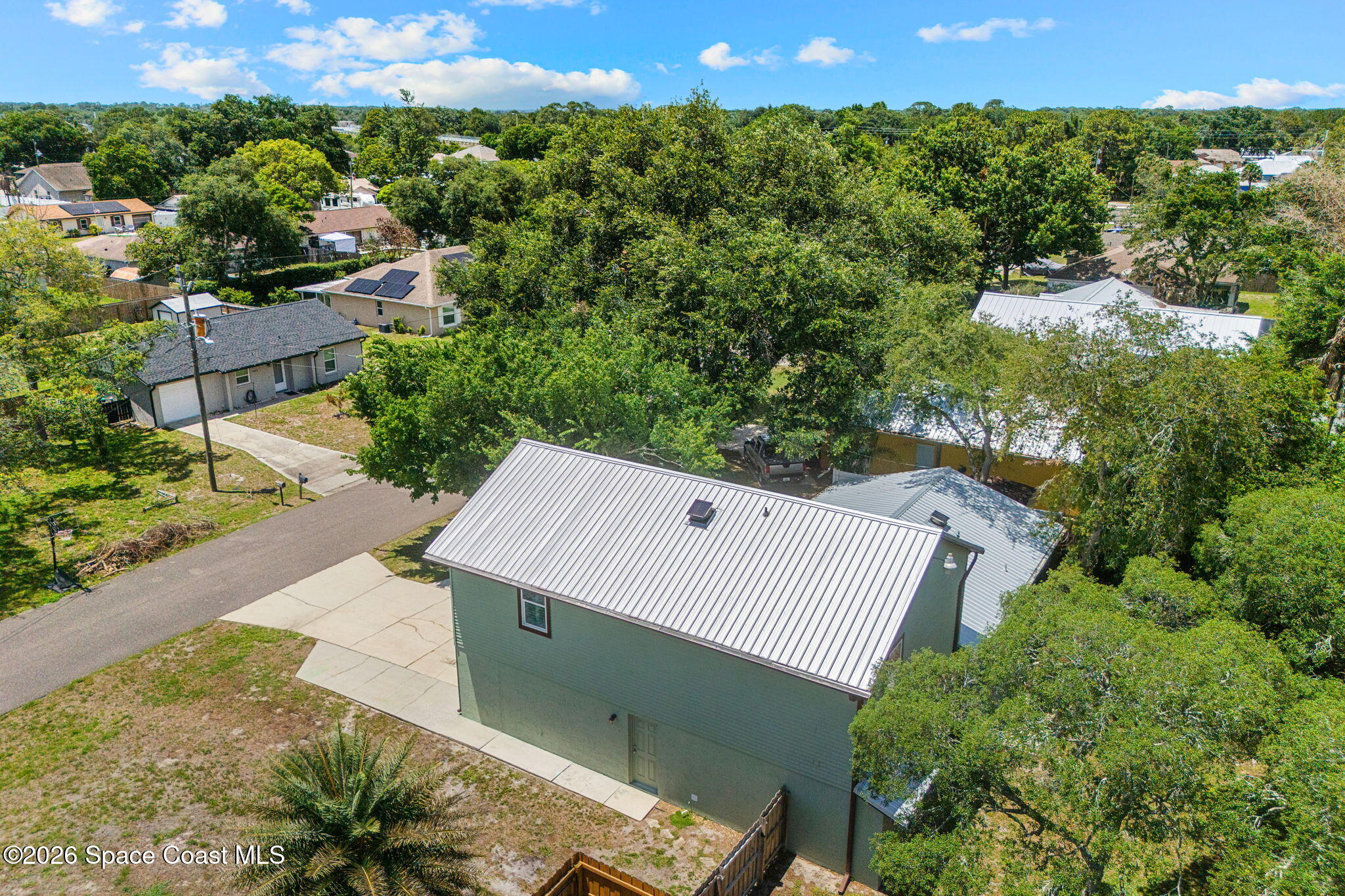 5687 Holden Road