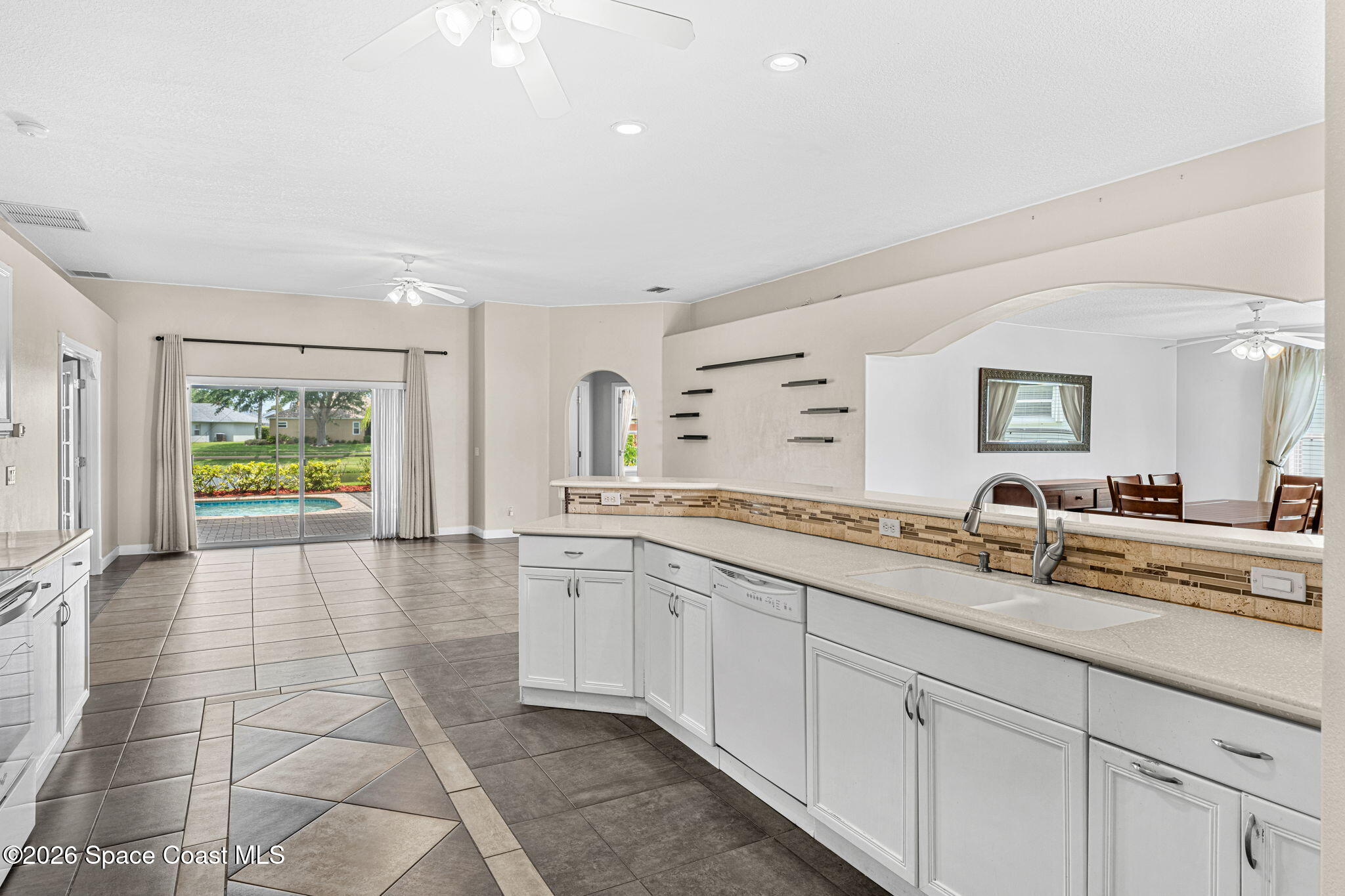 732 Bantry Court