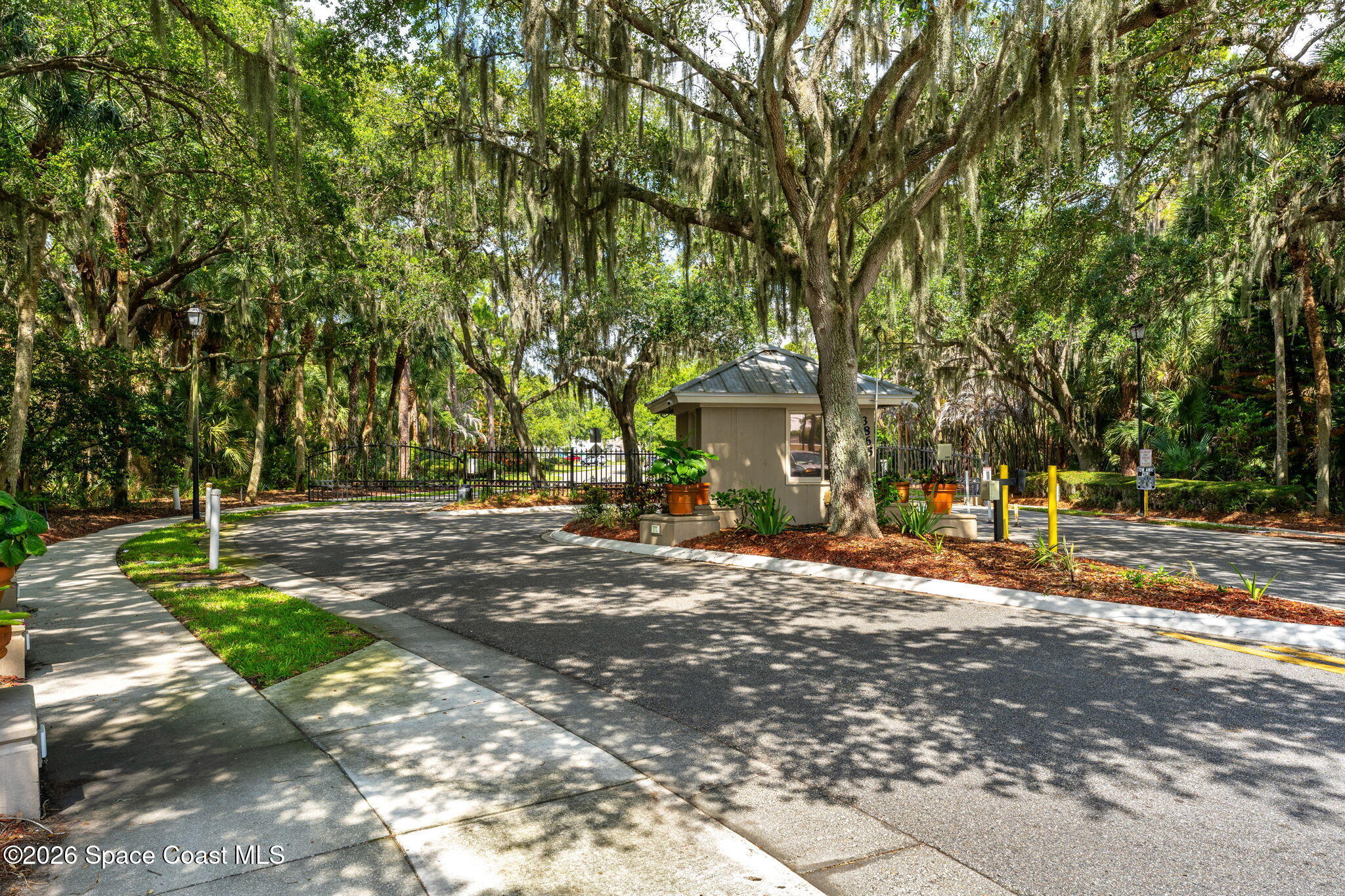 732 Bantry Court