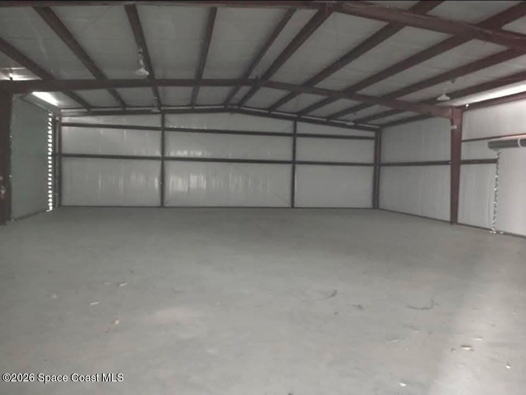 7703 Ellis Road