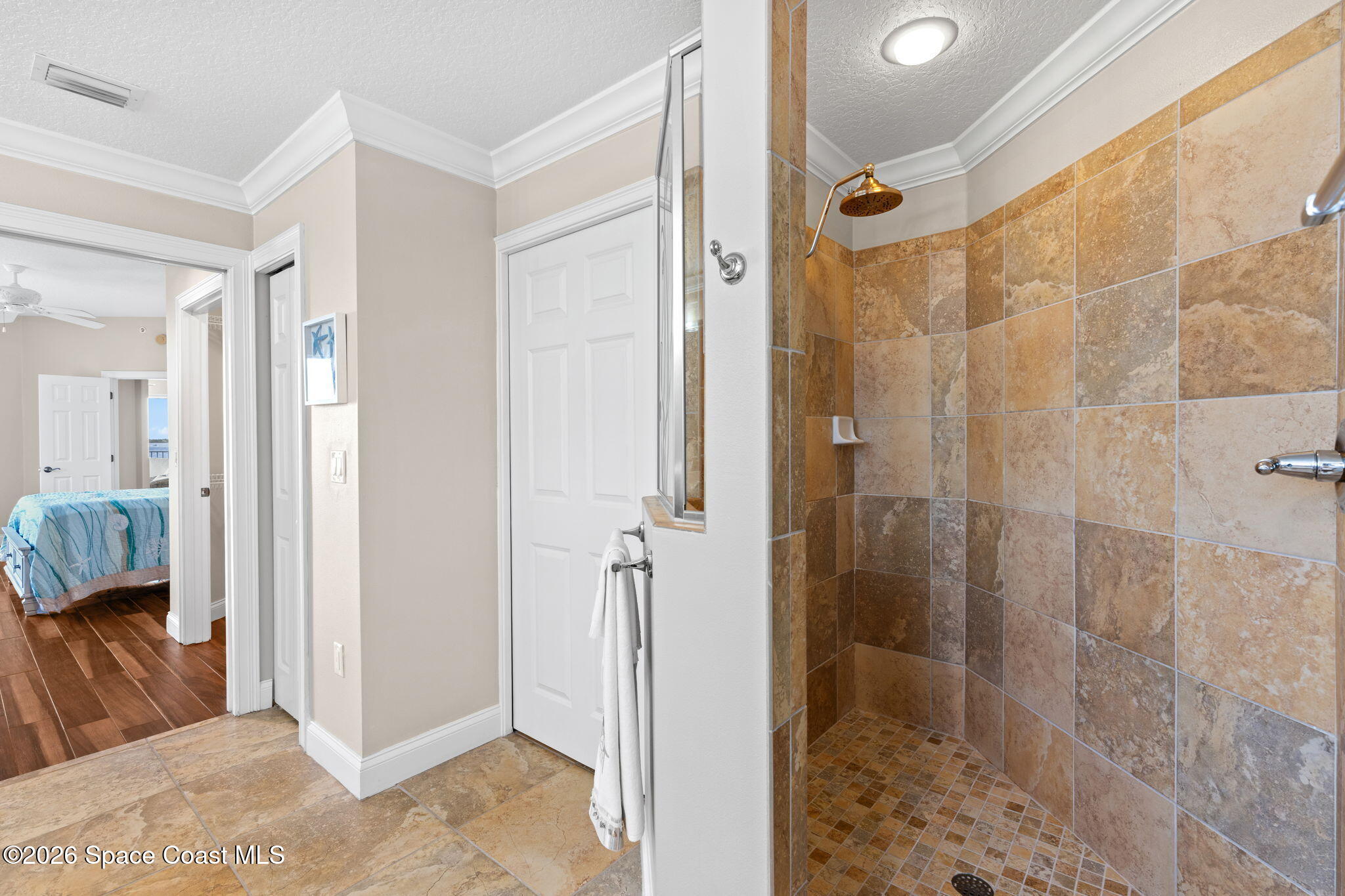 4007 N Harbor City Boulevard 205