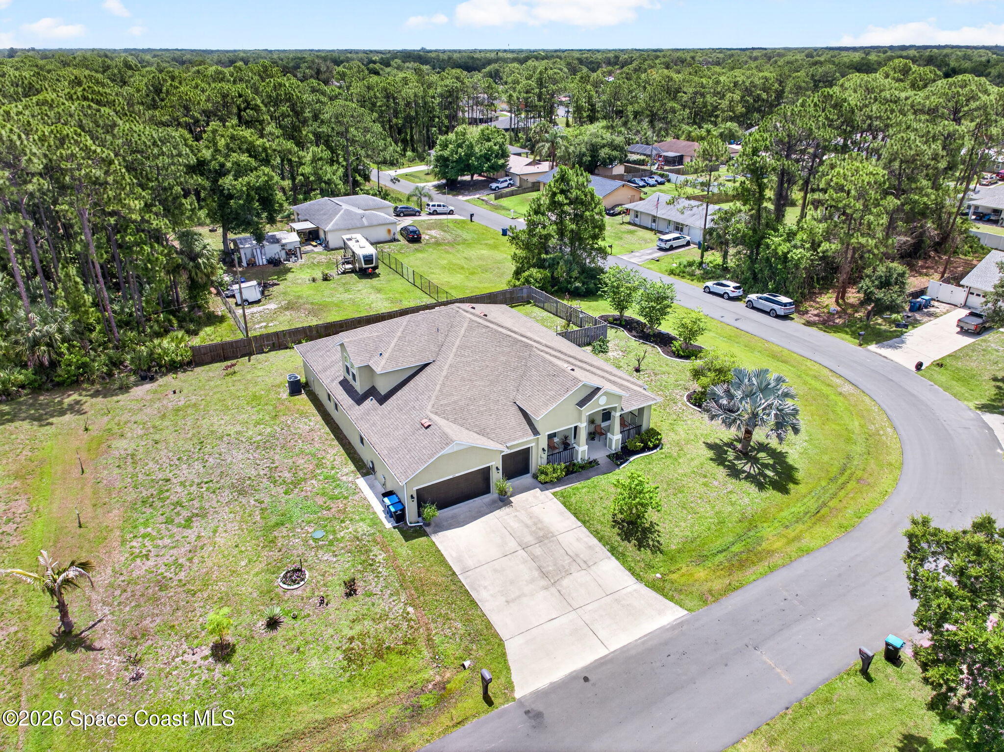 453 Danis Road SW