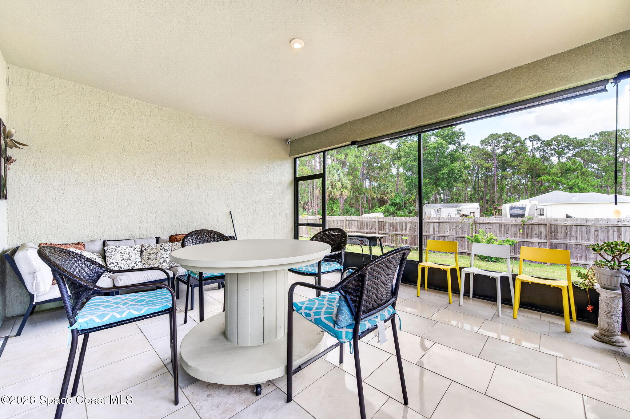 453 Danis Road SW