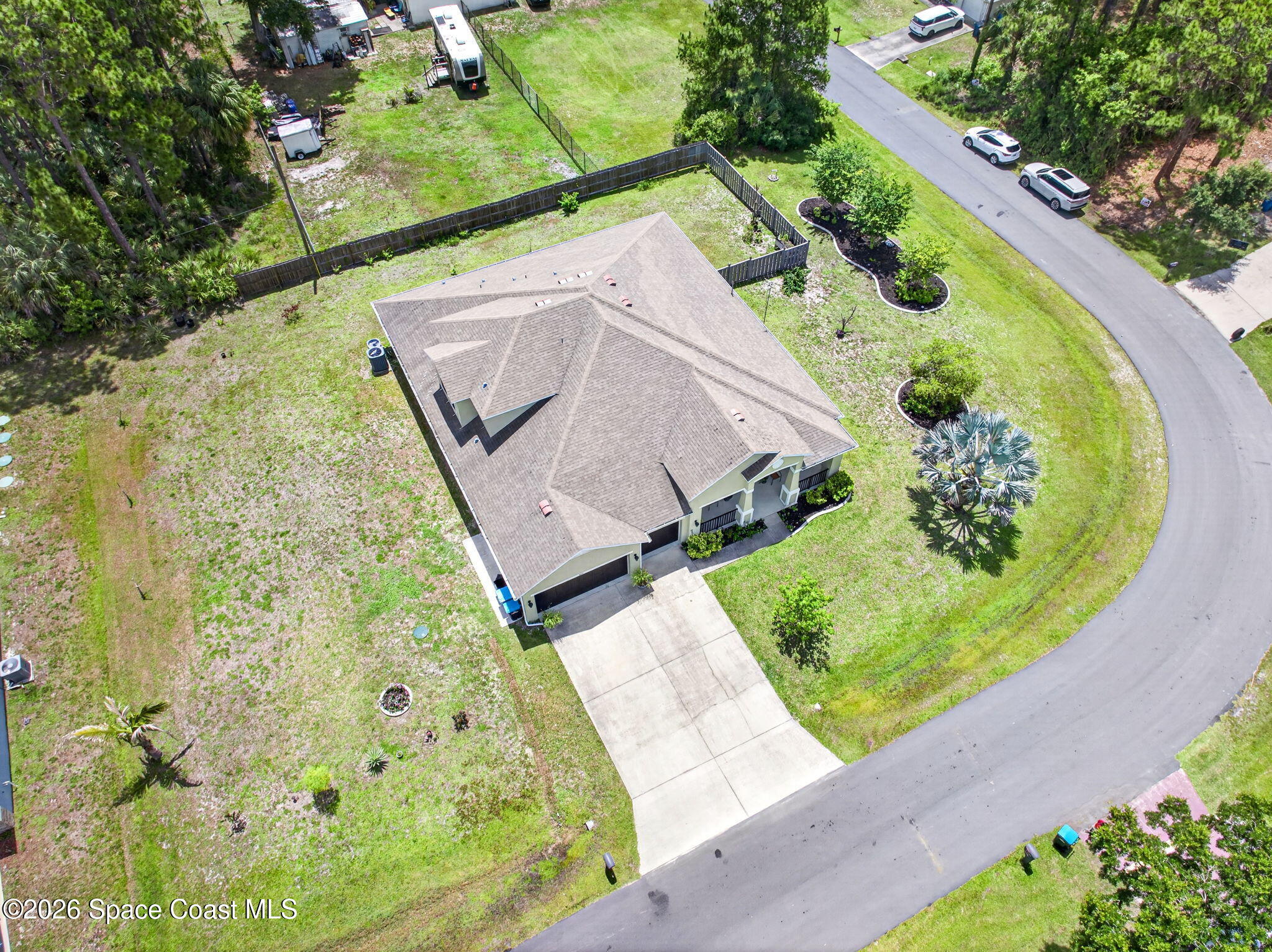 453 Danis Road SW