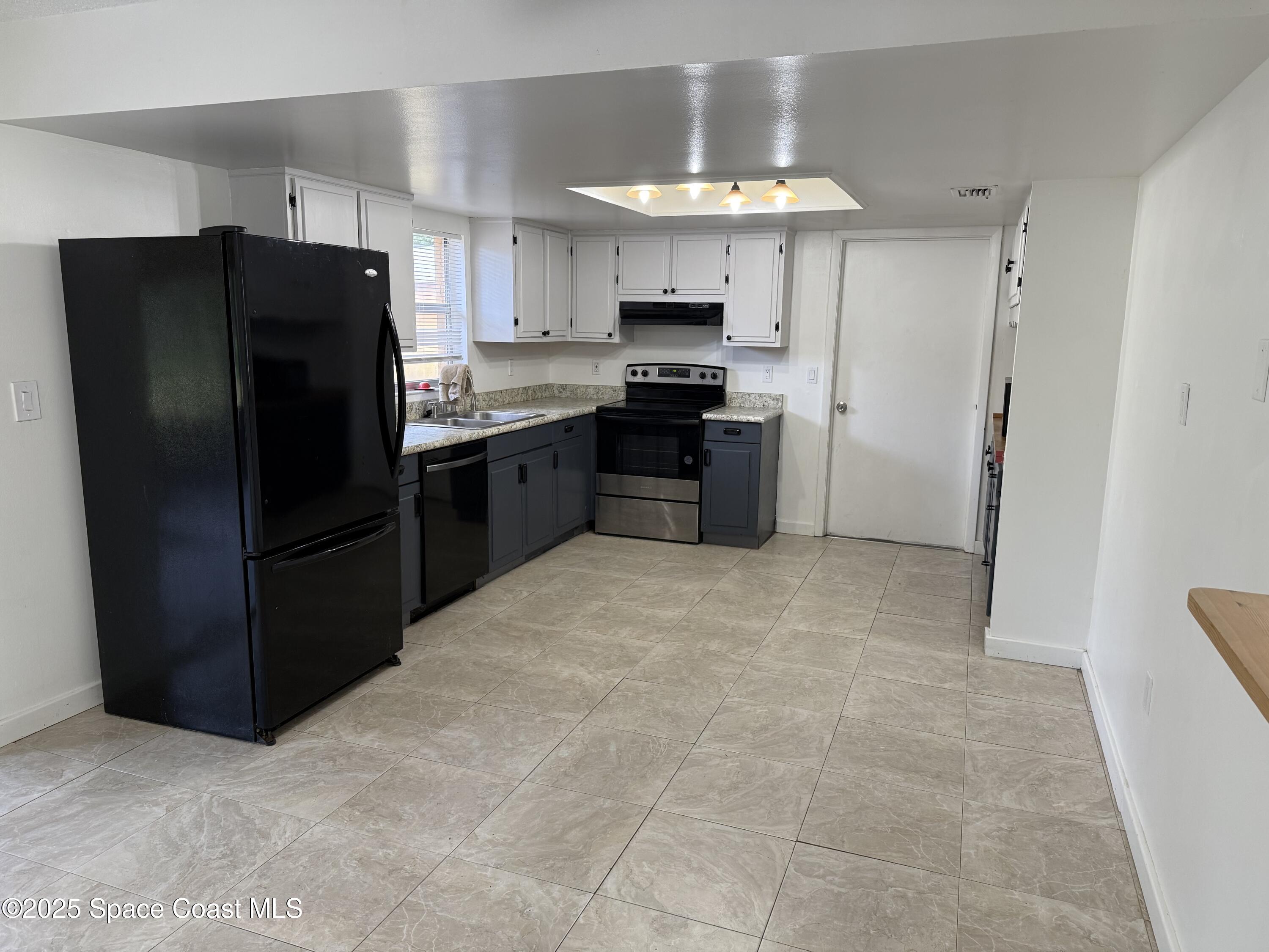 5425 Country Lane