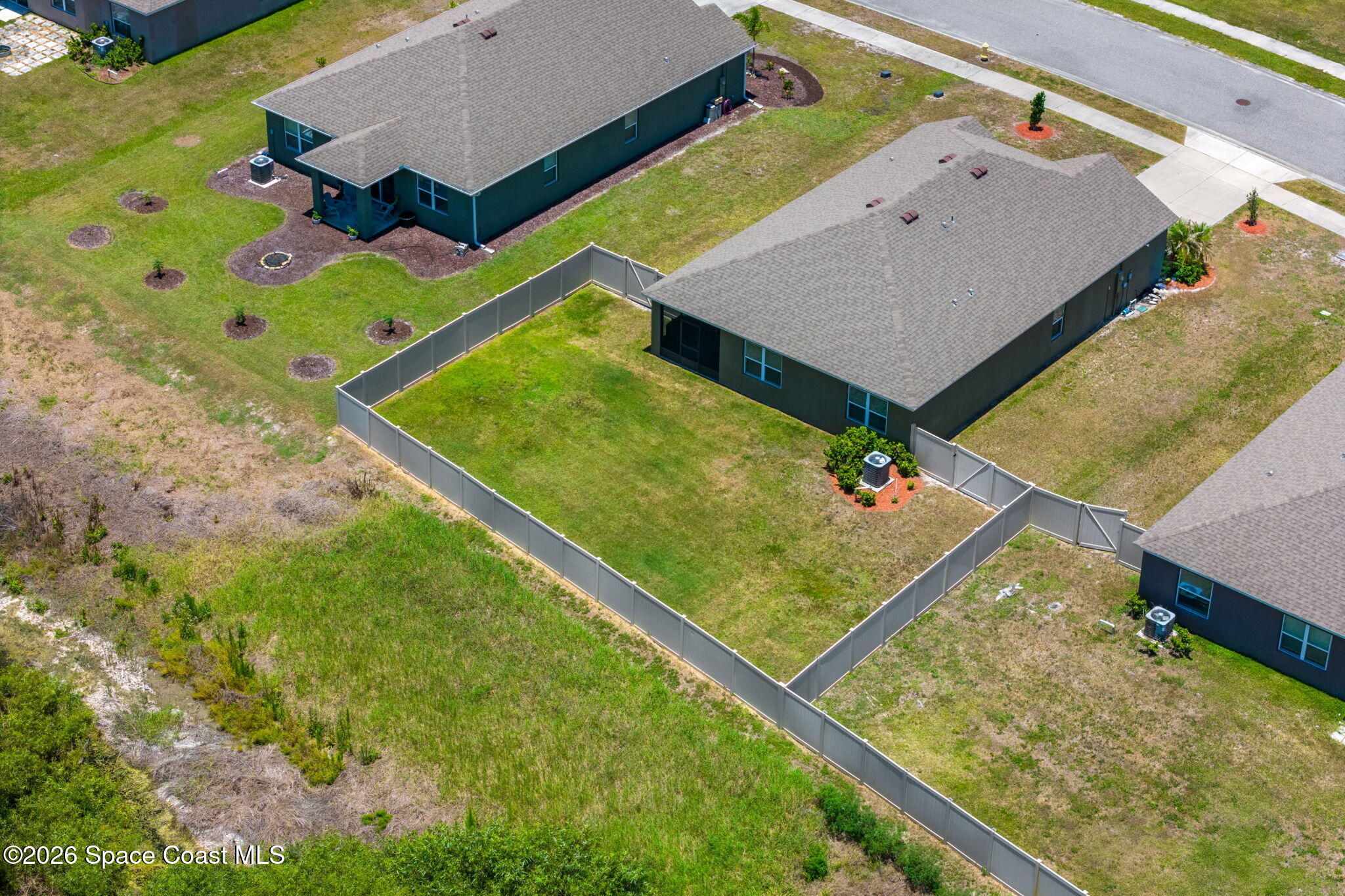 333 Guinevere Drive SW