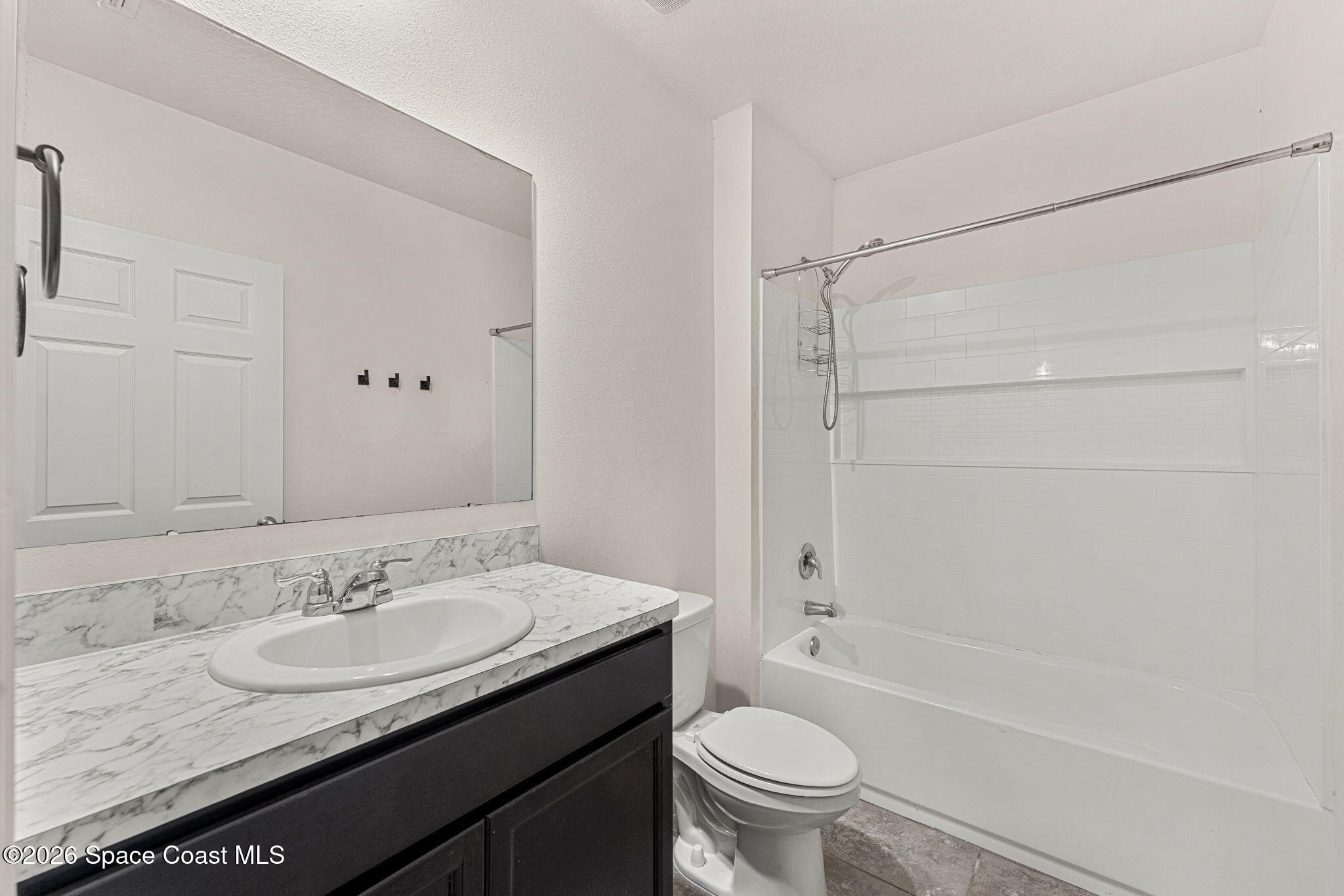 333 Guinevere Drive SW