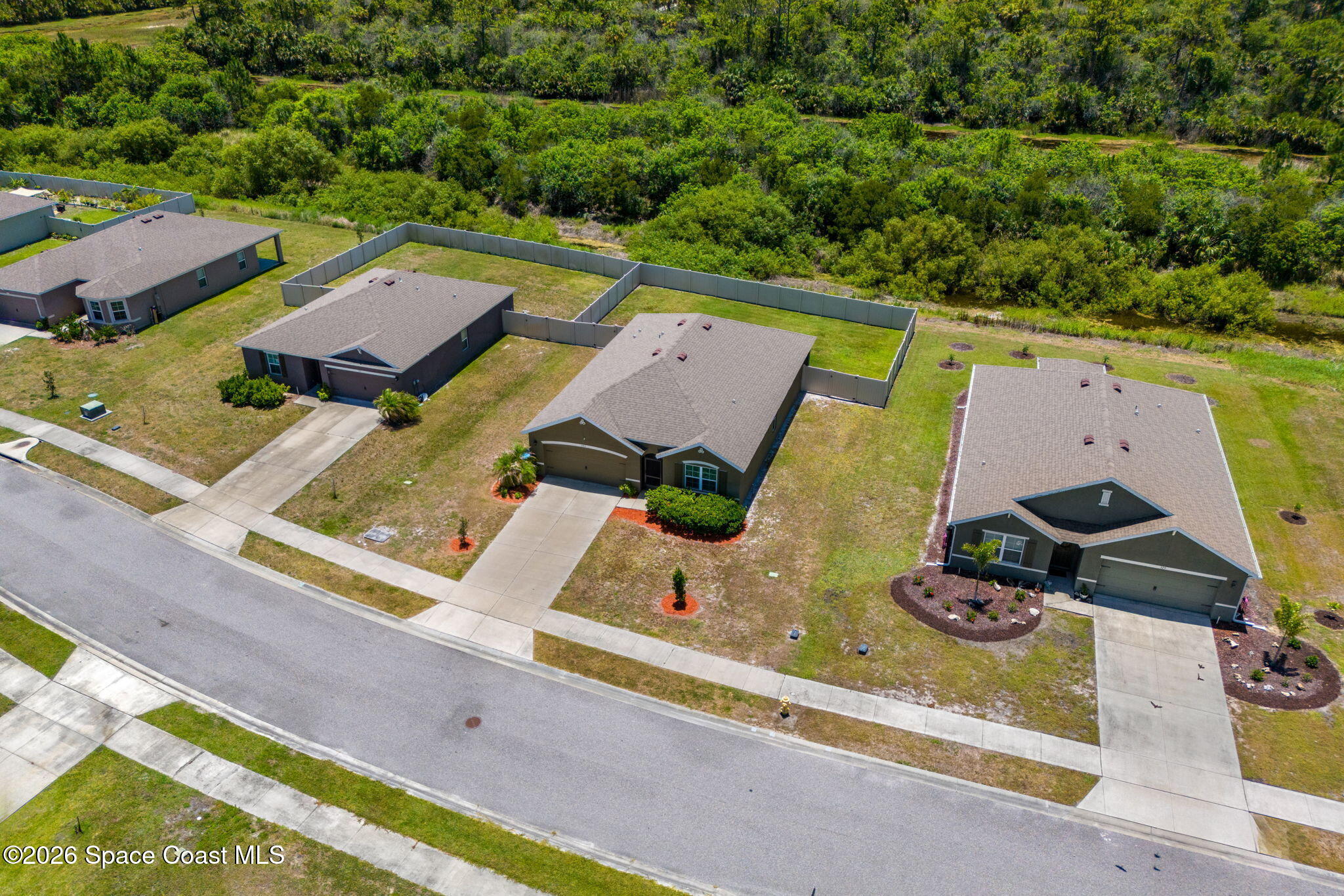 333 Guinevere Drive SW