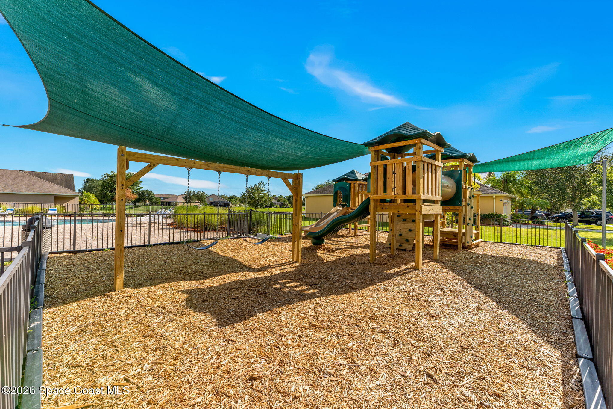 333 Guinevere Drive SW