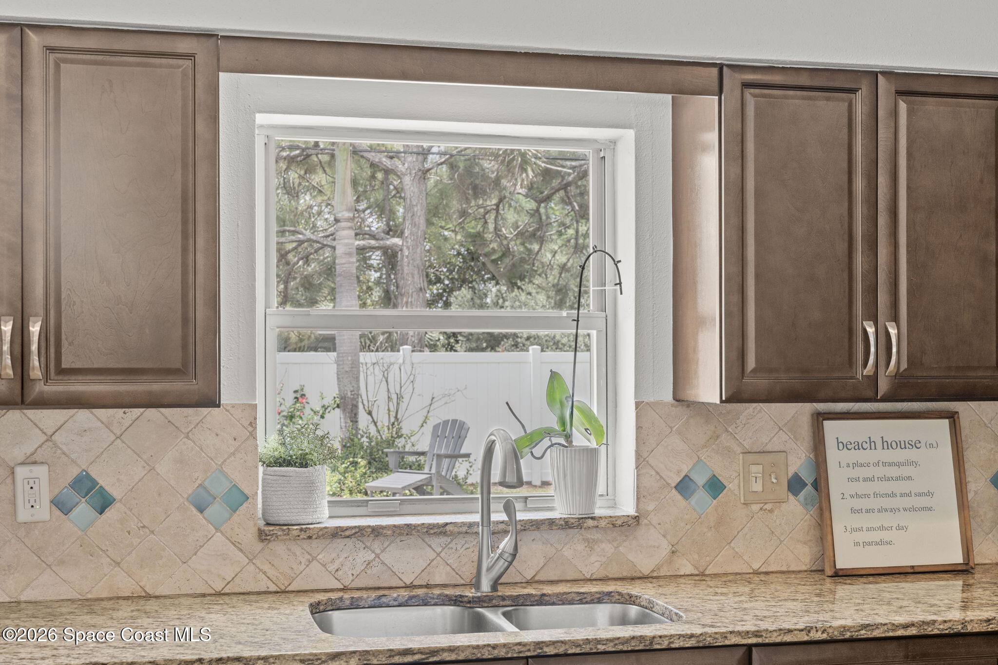 415 Hibiscus Trail