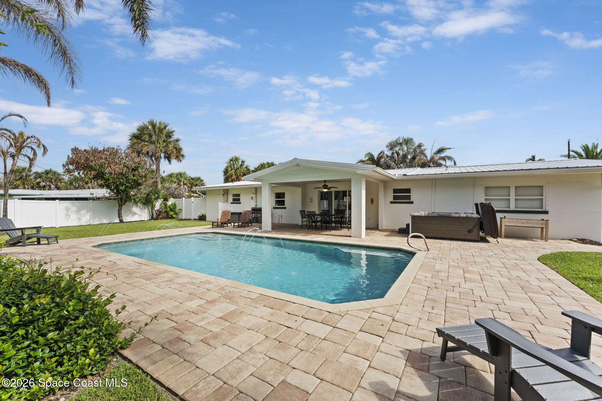 415 Hibiscus Trail
