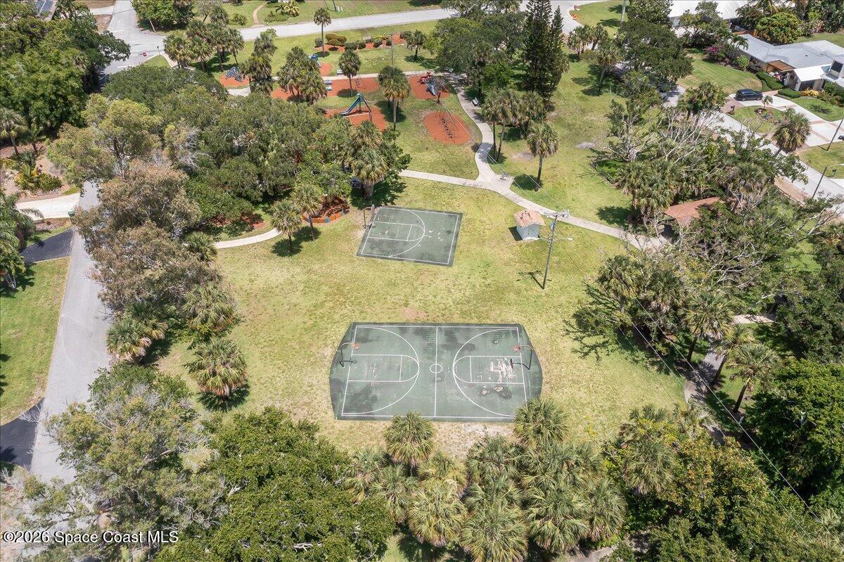 415 Hibiscus Trail