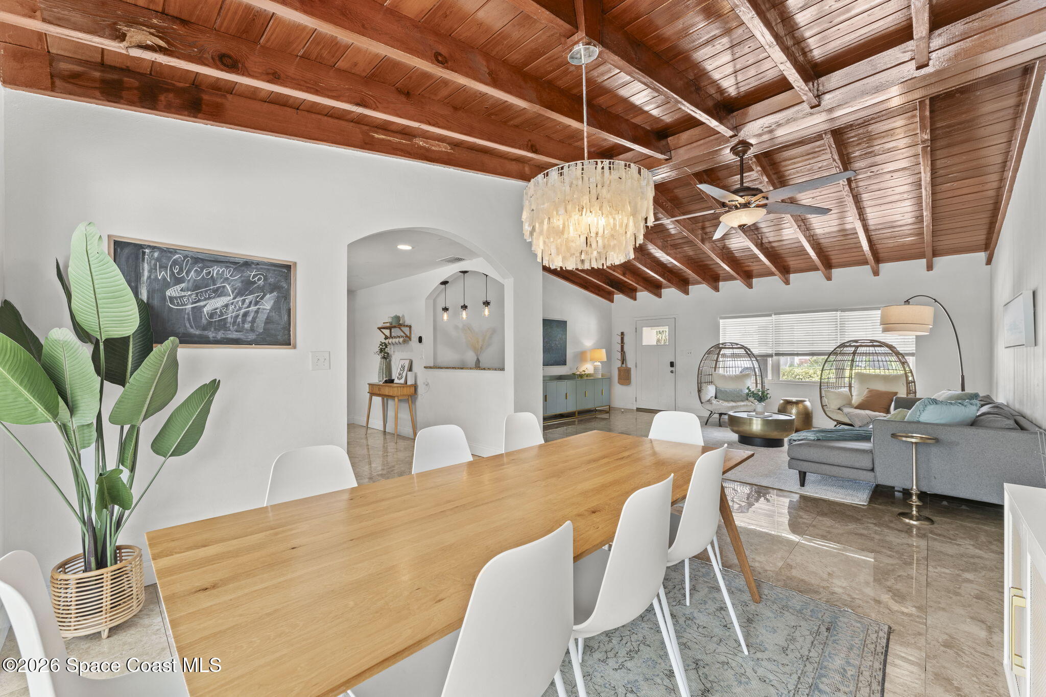 415 Hibiscus Trail