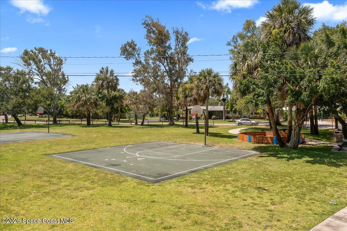 415 Hibiscus Trail