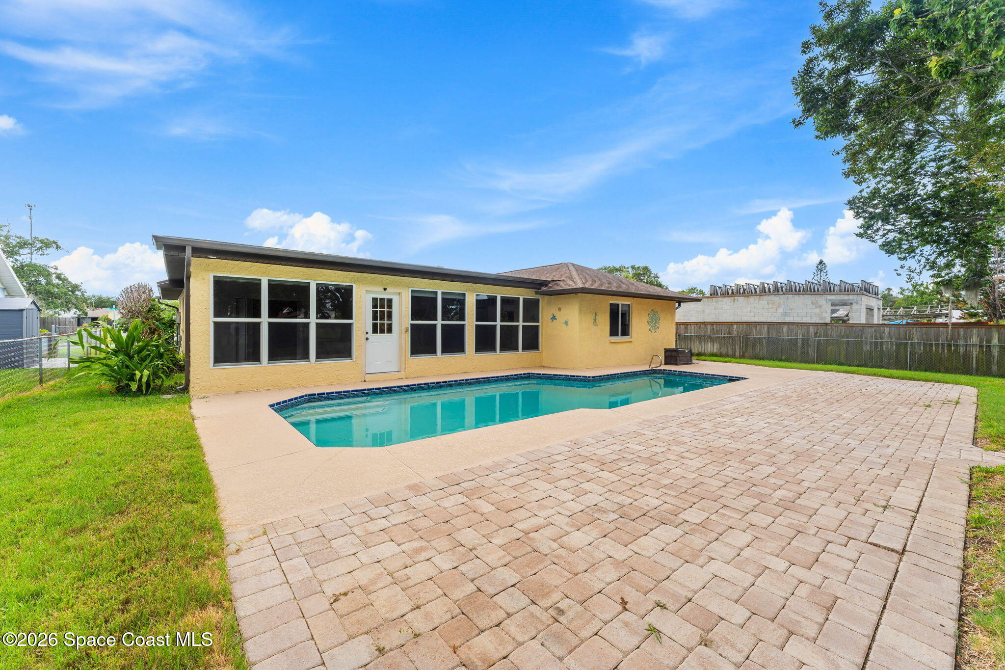 2565 Elm Hurst Street