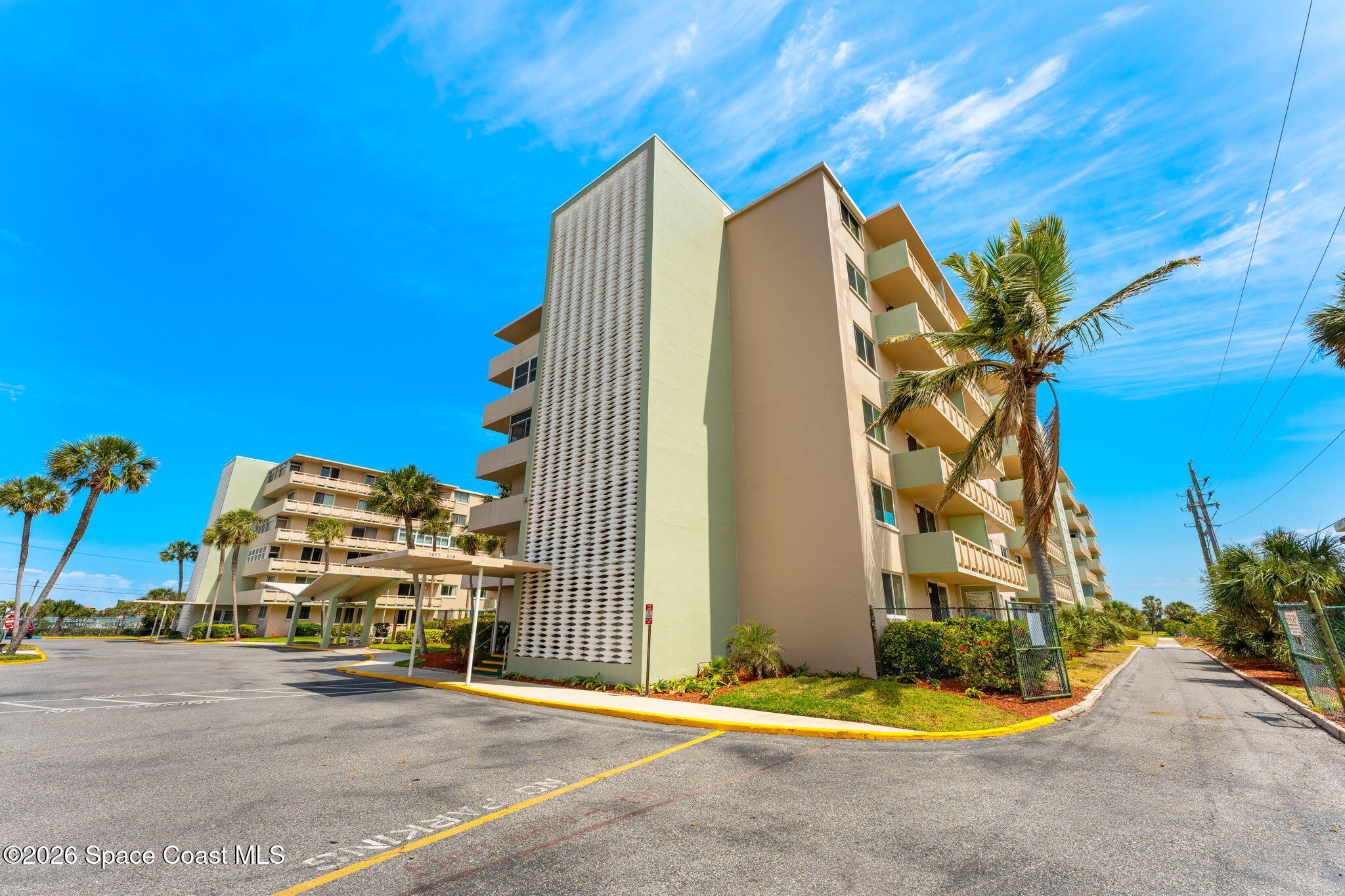 2020 N Atlantic Avenue 302-S