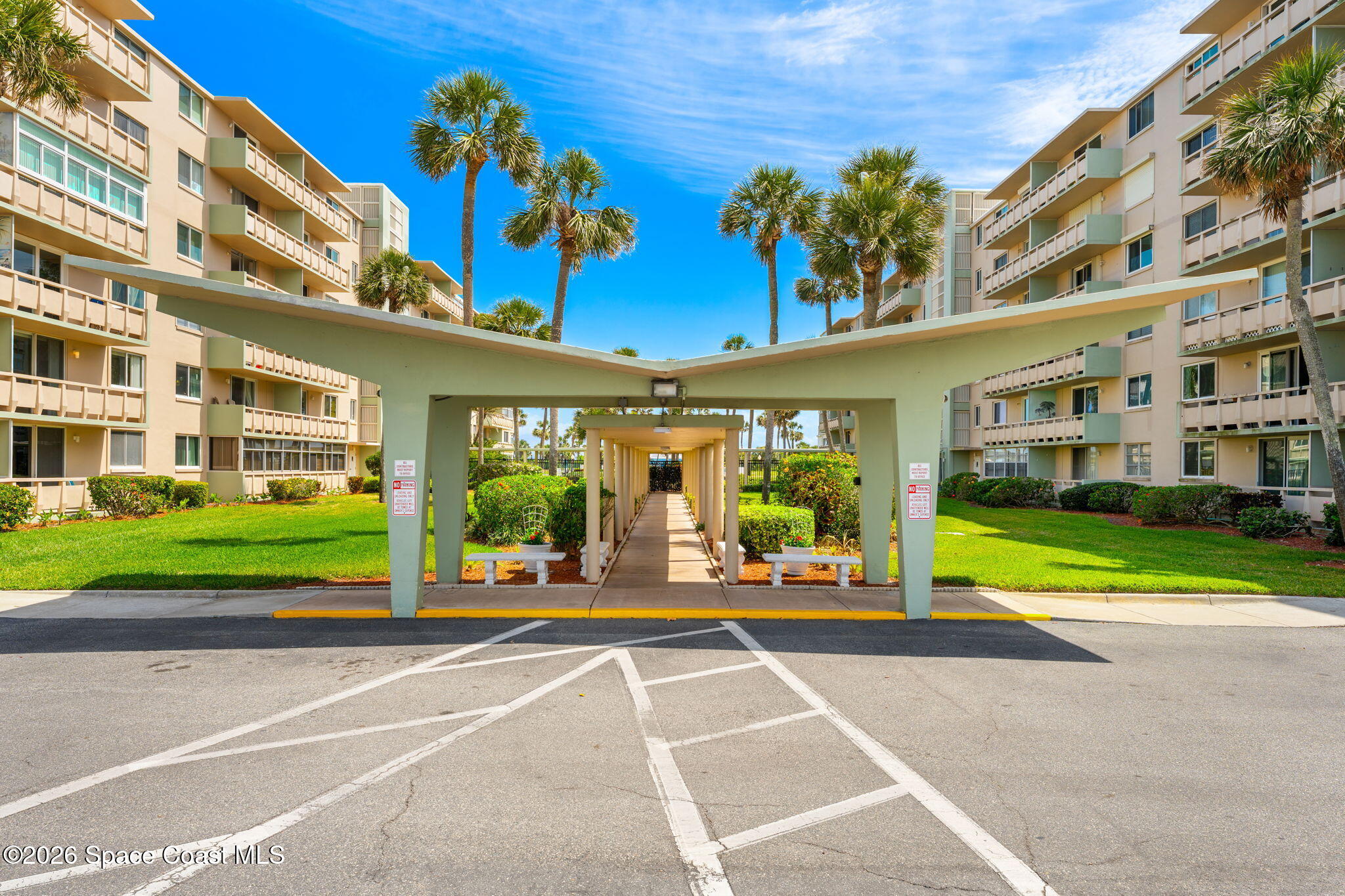 2020 N Atlantic Avenue 302-S