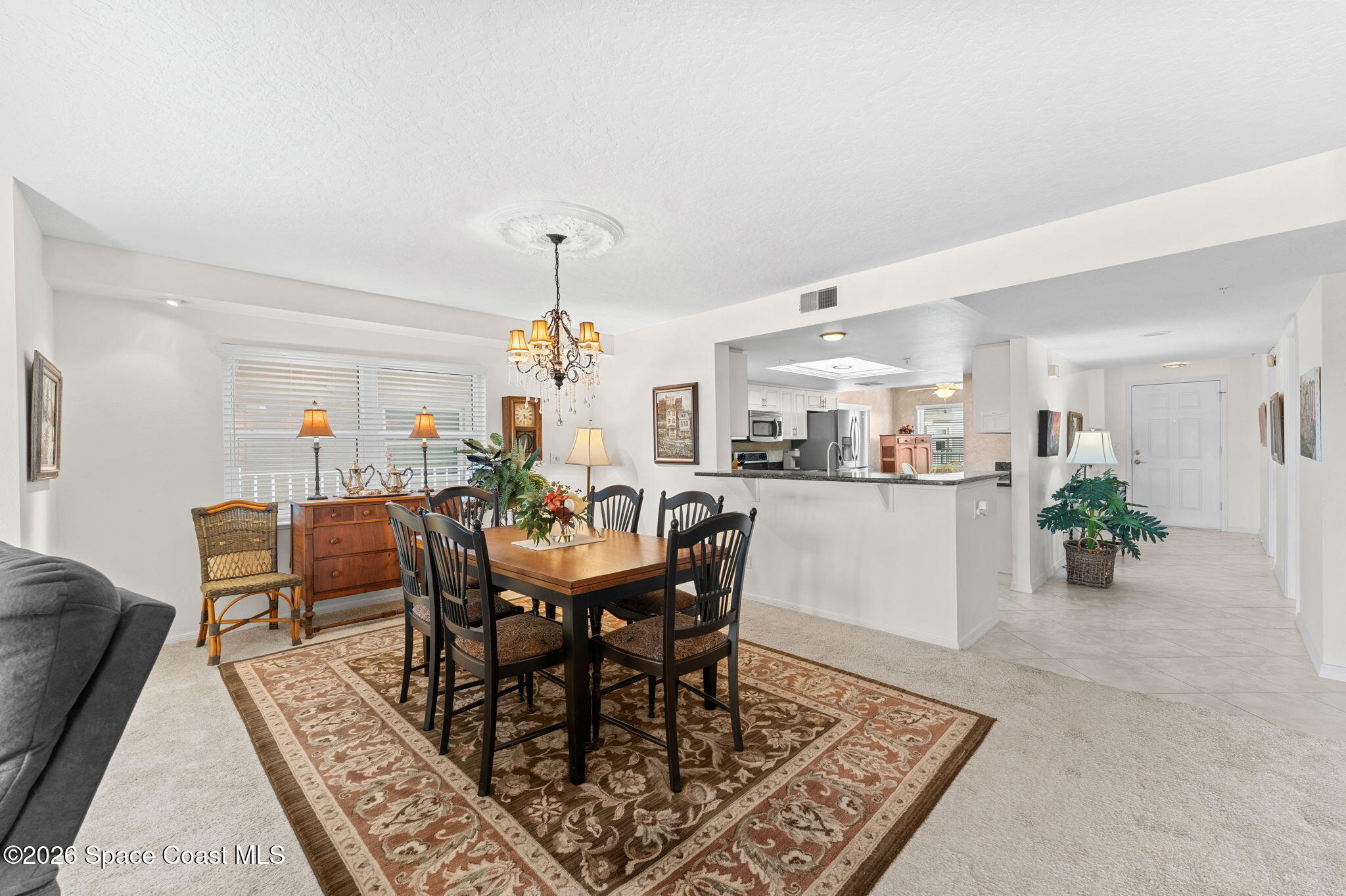 8700 Ridgewood Avenue B303