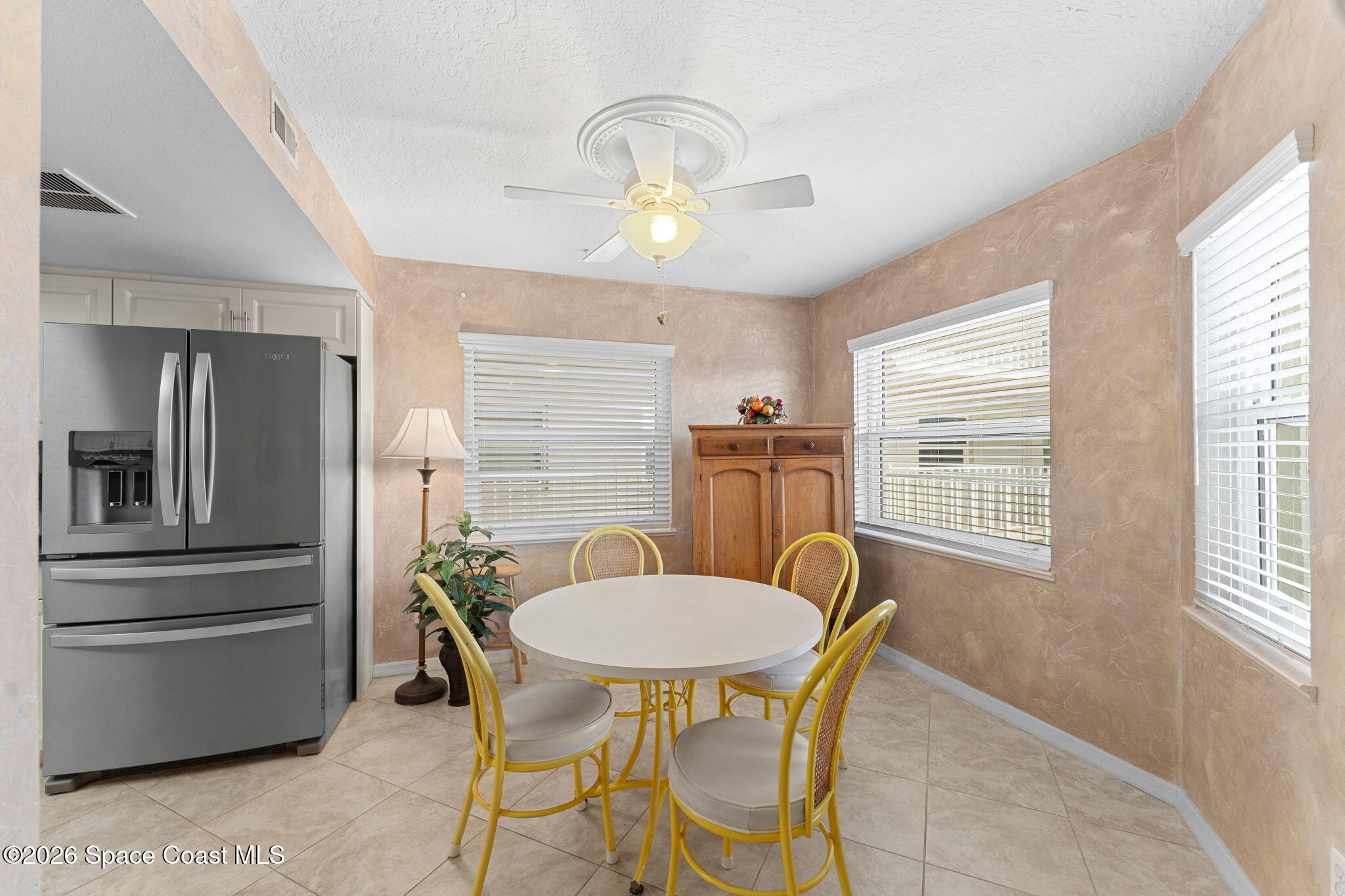 8700 Ridgewood Avenue B303