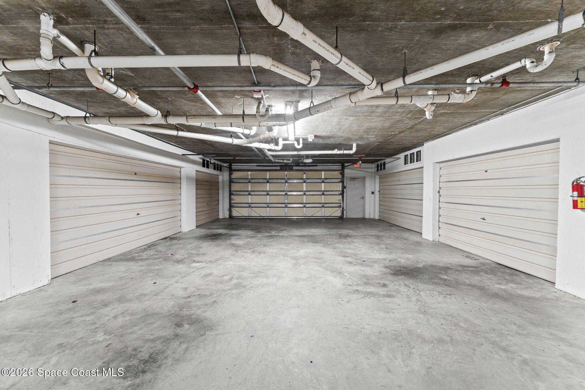8700 Ridgewood Avenue B303