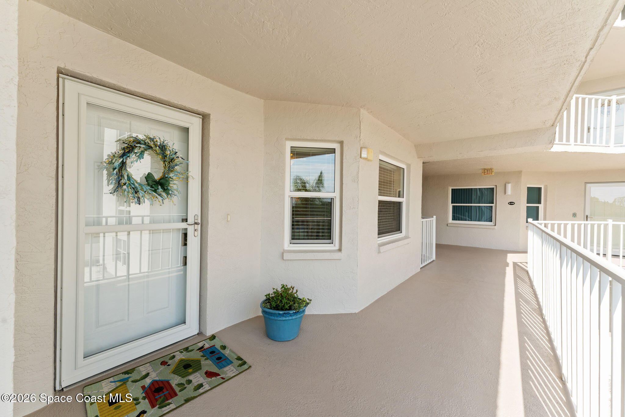 8700 Ridgewood Avenue B303