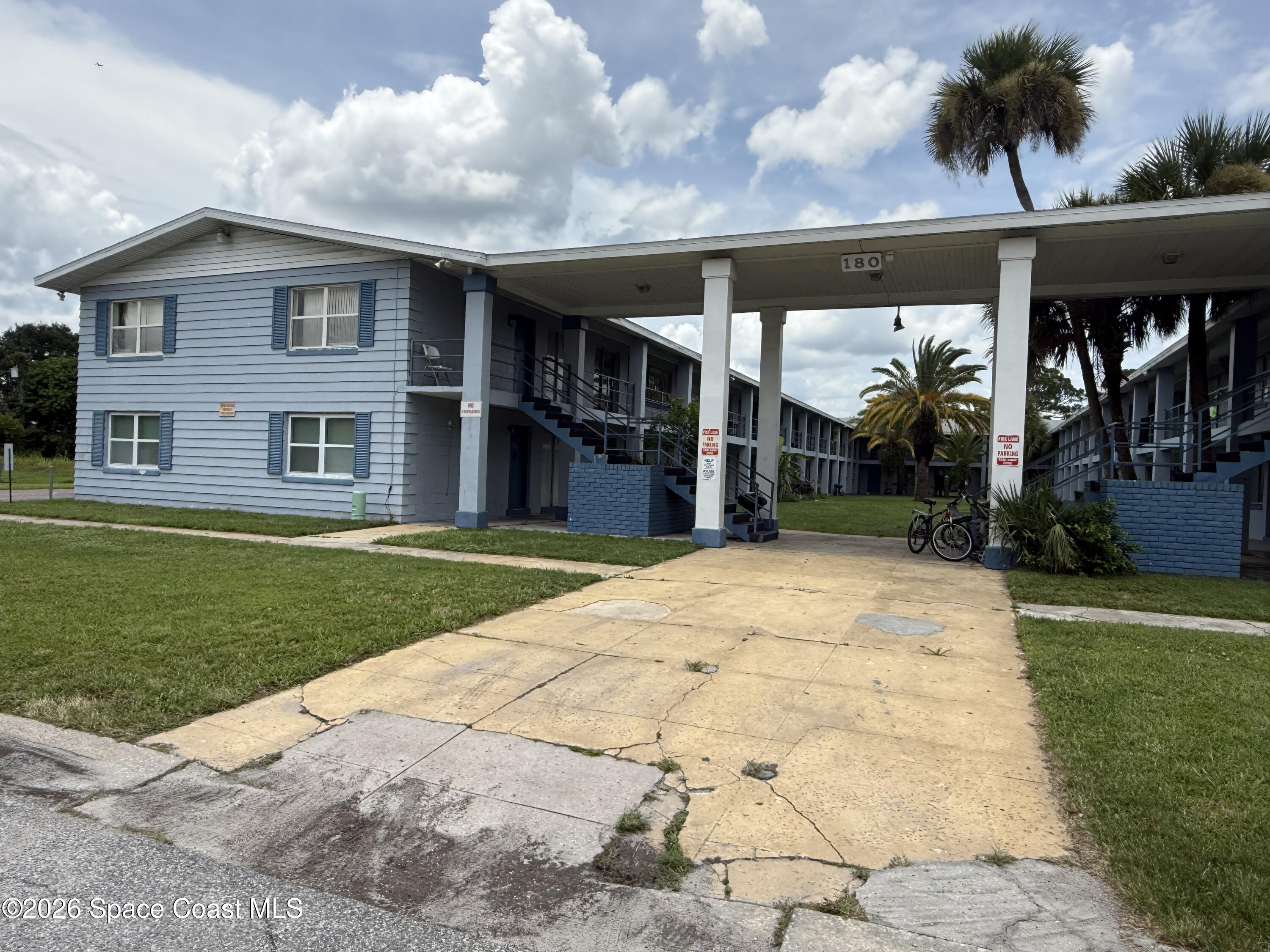 180 Minna Lane 417