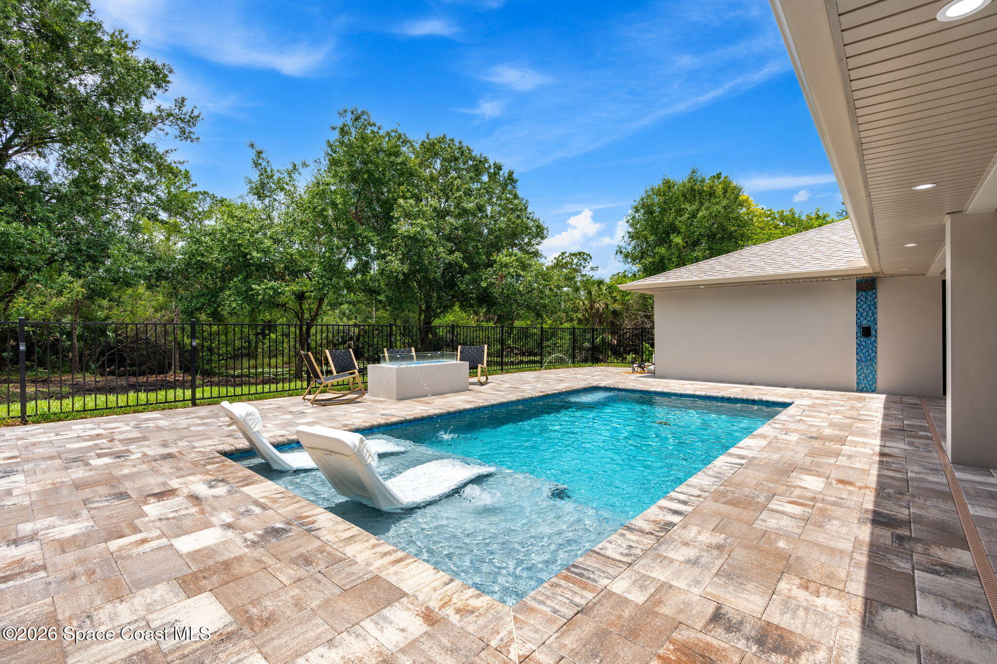 4625 Hidden Lakes Place