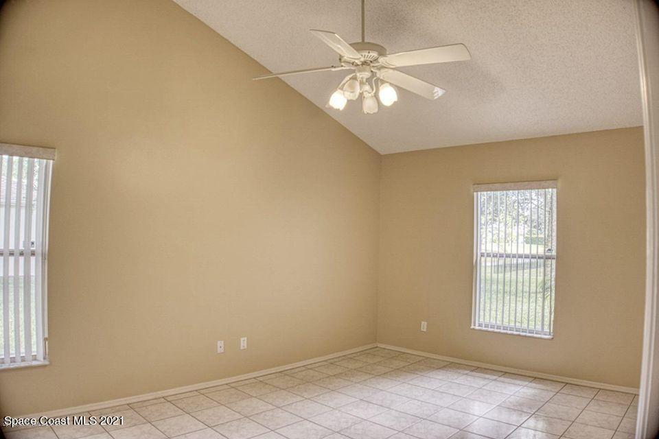 805 Crossbow Drive