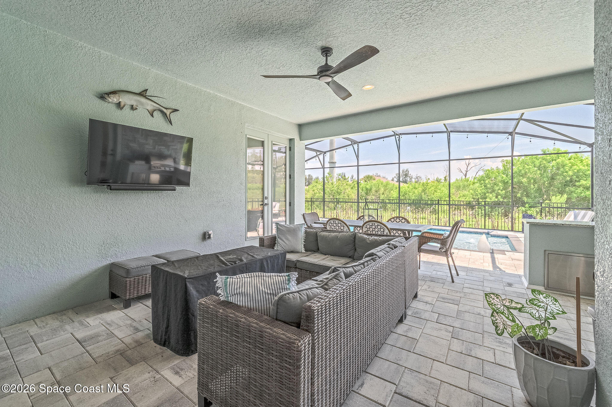 384 Loymer Circle
