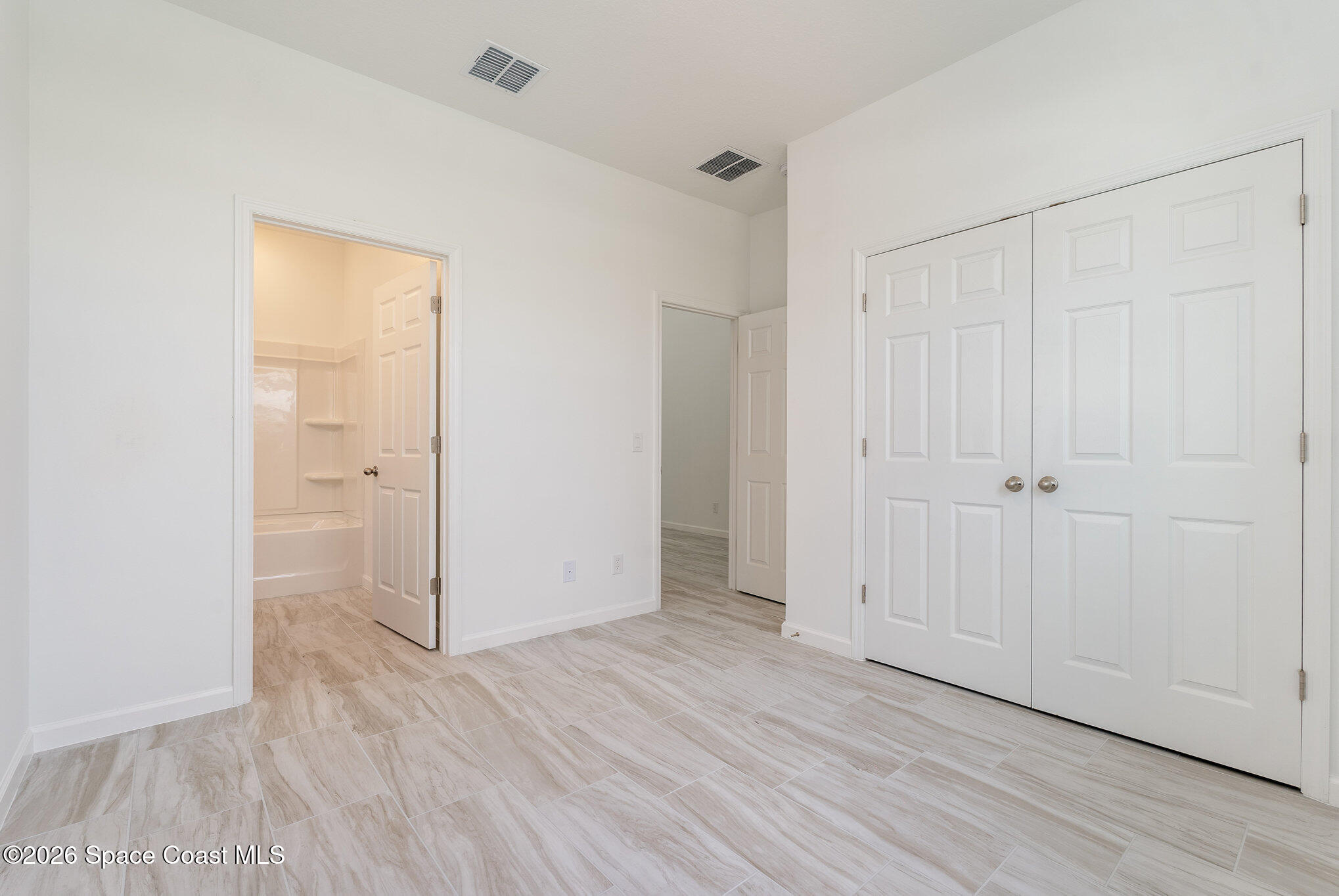 2352 Carrick Street NW