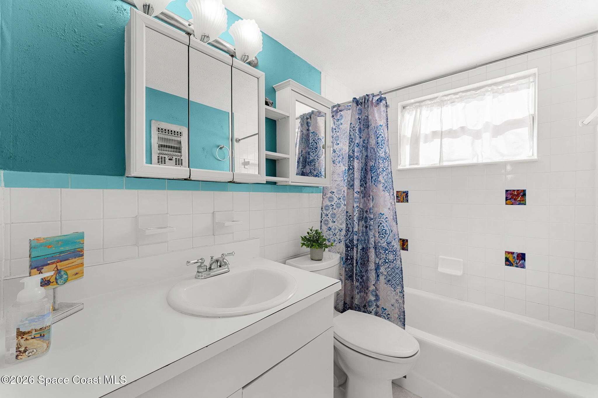 419 Madison Avenue G102
