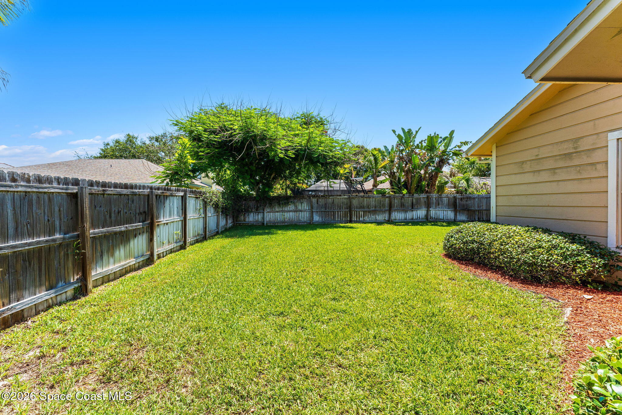 496 N River Oaks Drive