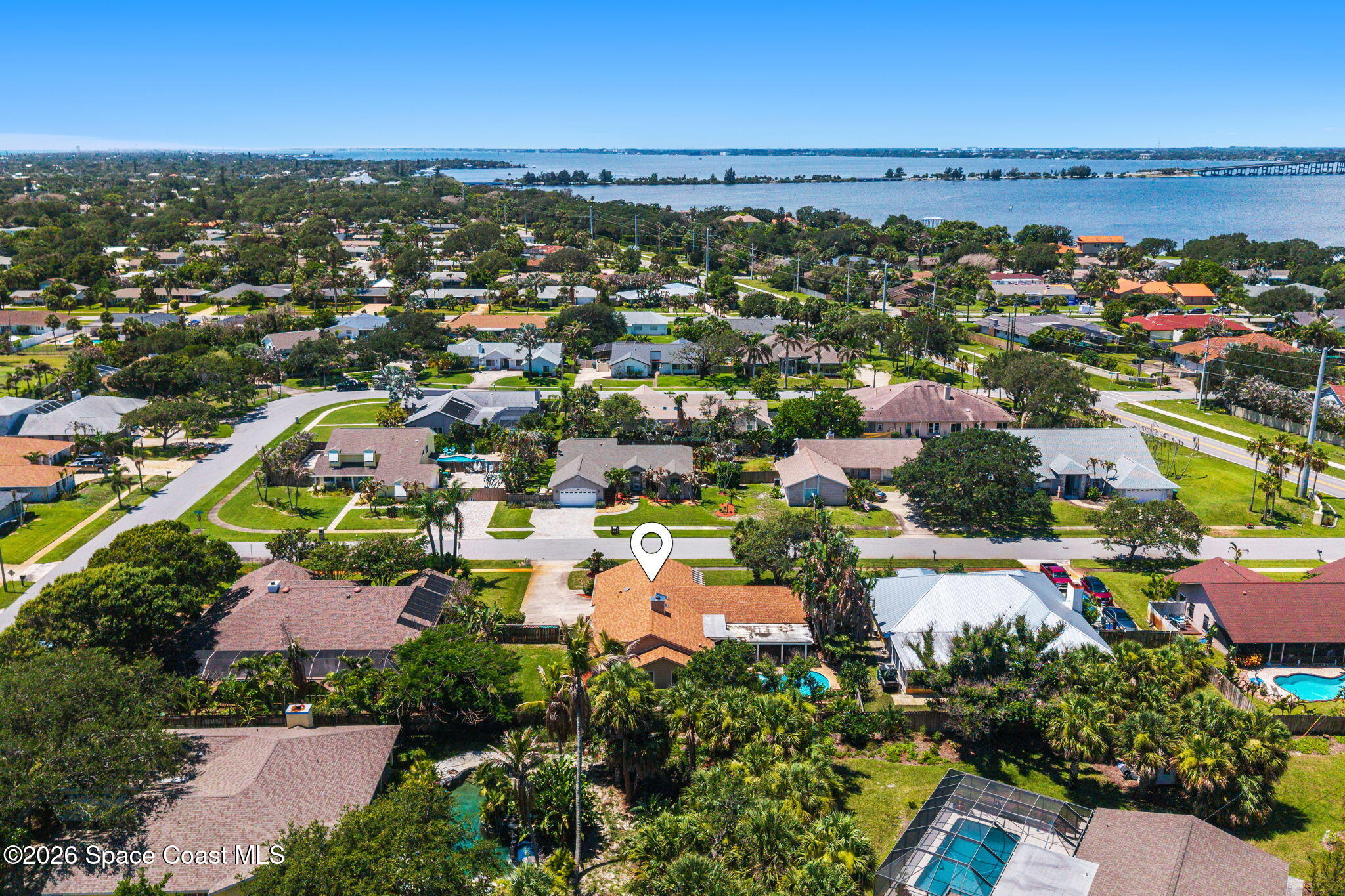 496 N River Oaks Drive