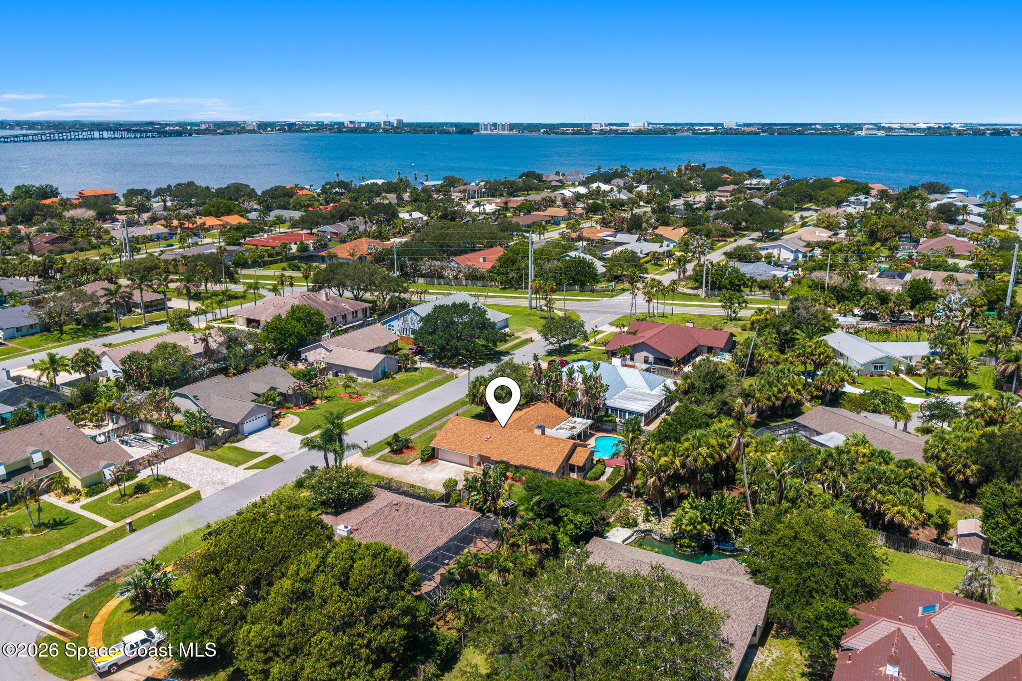496 N River Oaks Drive