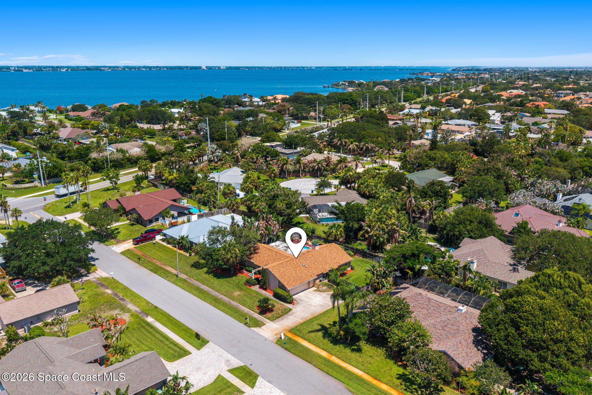 496 N River Oaks Drive