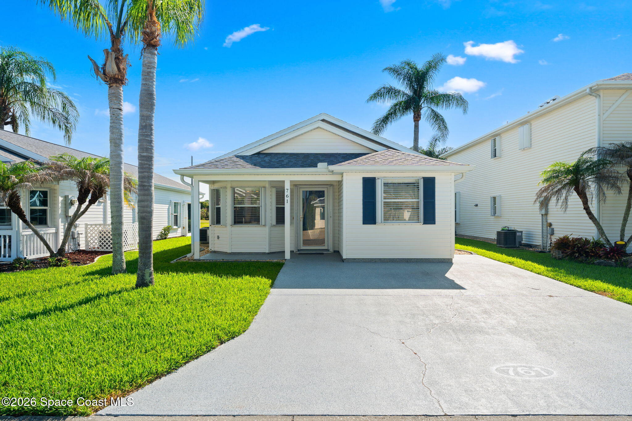 761 E Plantation Drive