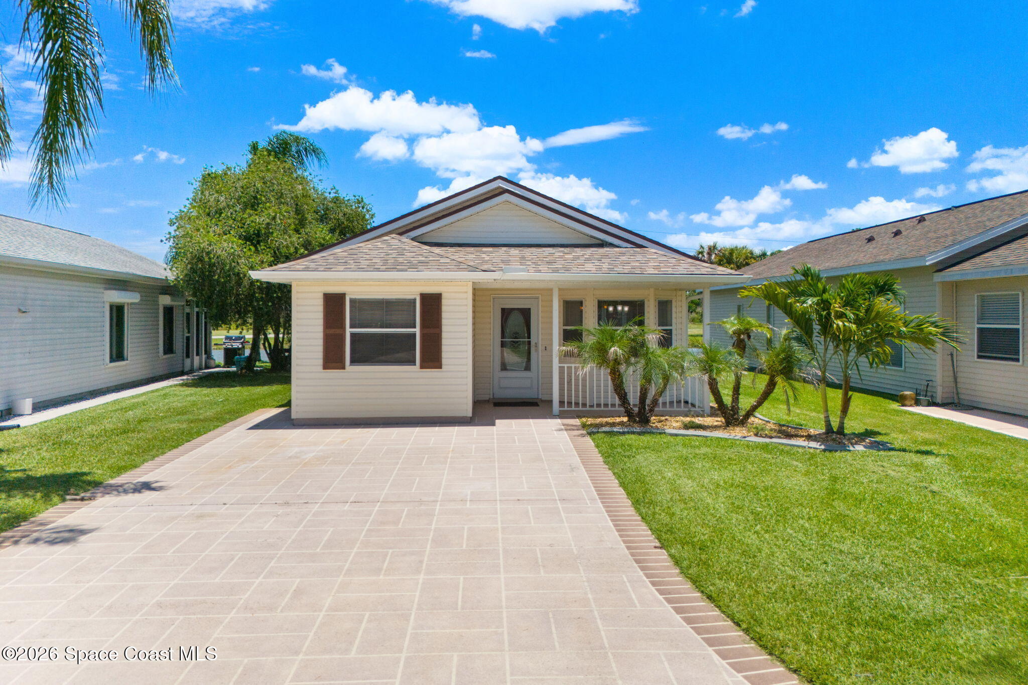 769 E Plantation Drive