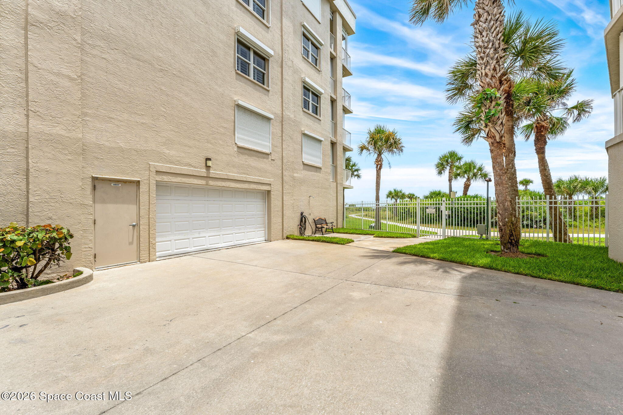 601 Shorewood Drive G303