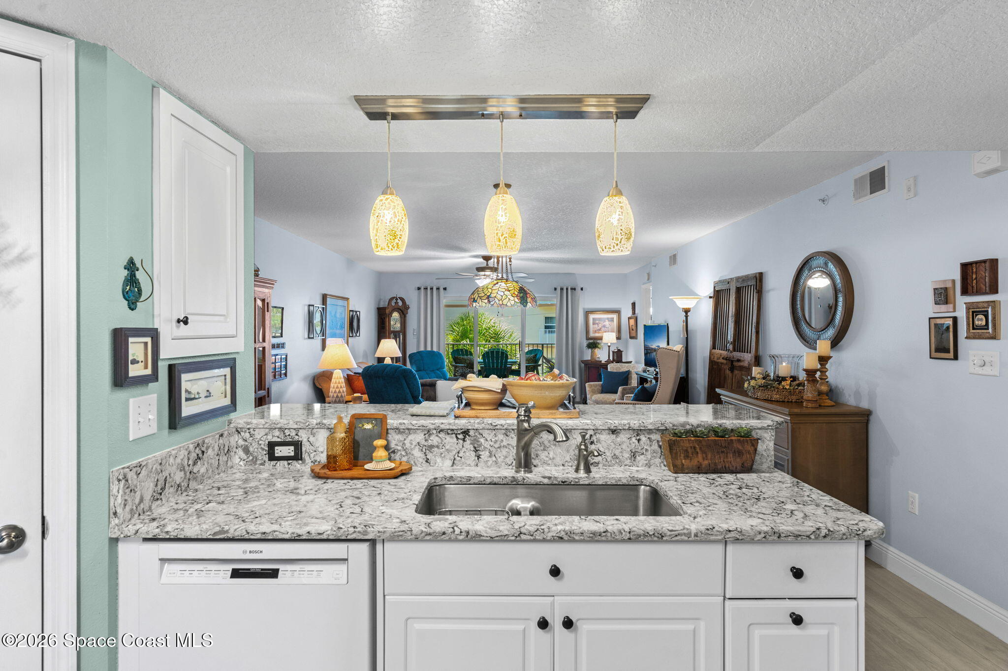 601 Shorewood Drive G303