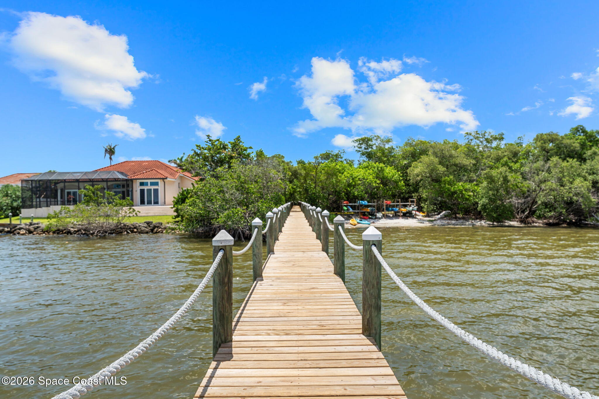 327 Island Drive