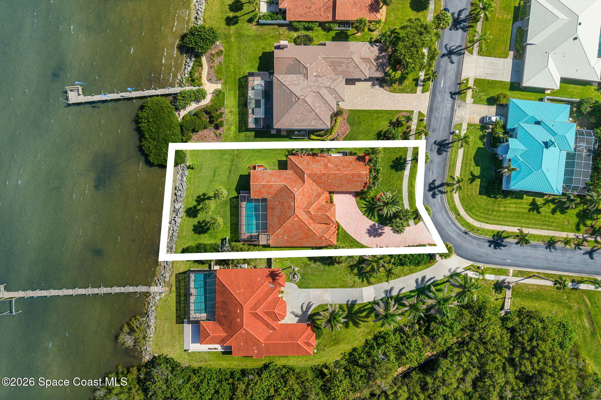 327 Island Drive
